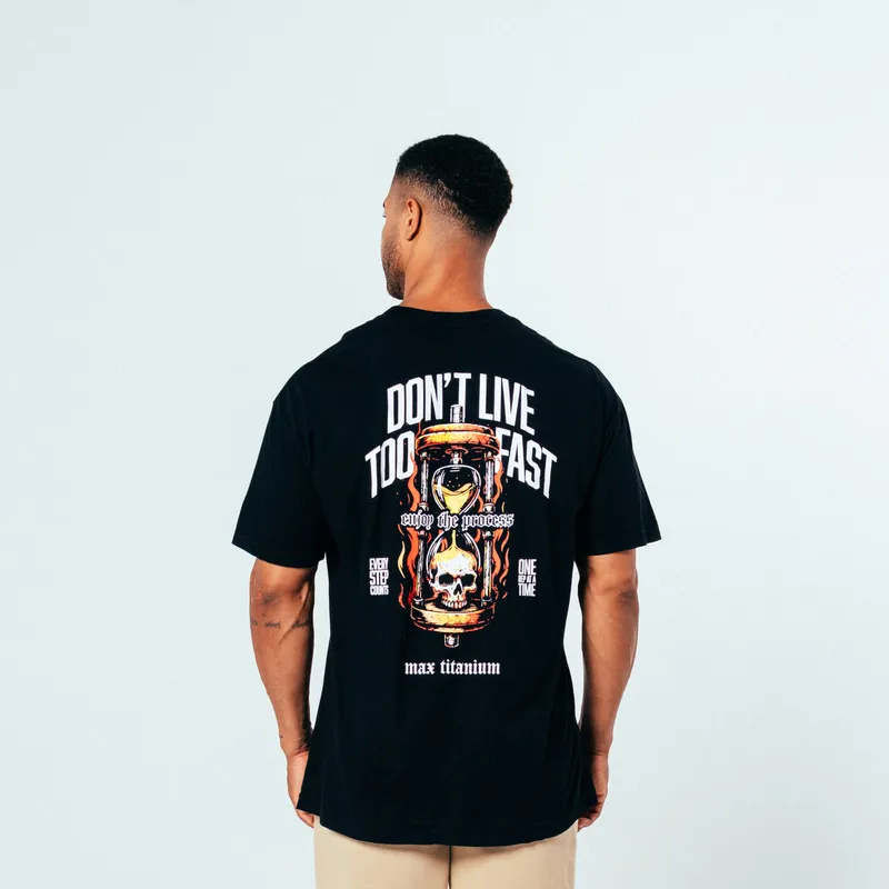 Camiseta Masculina Oversized Don't Live Too Fast